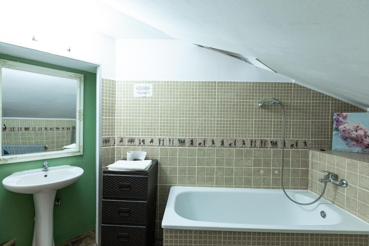 Pensiunea Kristin Brašov Exteriér fotografie